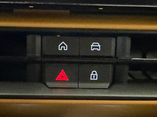 Jeep Avenger Summit 54 kWh Climate | Cruise | Apple Carplay/Android Auto | Stoelverwarming | | 11 kW lader | A... ActivLease financial lease