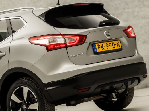Nissan QASHQAI 1.2 N-Connecta Sport Automaat (PANORAMADAK, NAVIGATIE, CLIMATE, TREKHAAK, 360 CAMERA, SPORTSTOELE... ActivLease financial lease