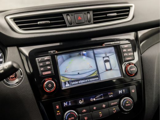 Nissan QASHQAI 1.2 N-Connecta Sport Automaat (PANORAMADAK, NAVIGATIE, CLIMATE, TREKHAAK, 360 CAMERA, SPORTSTOELE... ActivLease financial lease