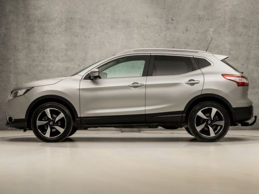 Nissan QASHQAI 1.2 N-Connecta Sport Automaat (PANORAMADAK, NAVIGATIE, CLIMATE, TREKHAAK, 360 CAMERA, SPORTSTOELE... ActivLease financial lease