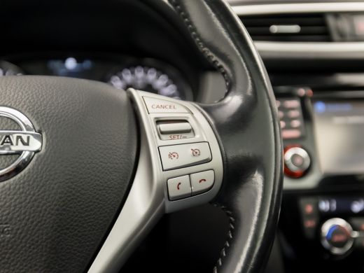 Nissan QASHQAI 1.2 N-Connecta Sport Automaat (PANORAMADAK, NAVIGATIE, CLIMATE, TREKHAAK, 360 CAMERA, SPORTSTOELE... ActivLease financial lease