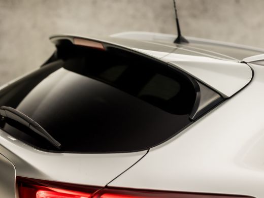 Nissan QASHQAI 1.2 N-Connecta Sport Automaat (PANORAMADAK, NAVIGATIE, CLIMATE, TREKHAAK, 360 CAMERA, SPORTSTOELE... ActivLease financial lease