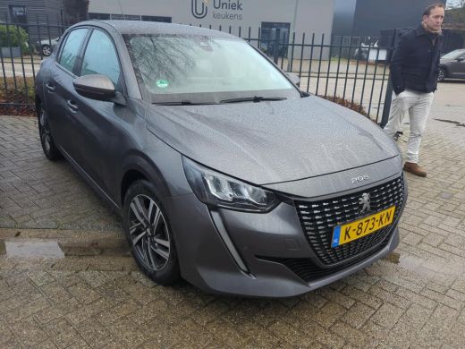 Peugeot 208 1.2 PureTech Allure | Automaat | Navigatie | Camera | 3D Instrumentenpaneel | Apple carplay | 56... ActivLease financial lease