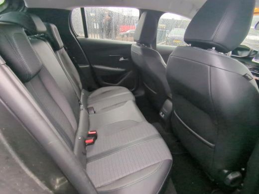 Peugeot 208 1.2 PureTech Allure | Automaat | Navigatie | Camera | 3D Instrumentenpaneel | Apple carplay | 56... ActivLease financial lease