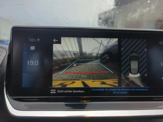 Peugeot 208 1.2 PureTech Allure | Automaat | Navigatie | Camera | 3D Instrumentenpaneel | Apple carplay | 56... ActivLease financial lease