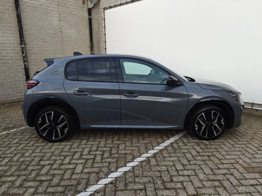 Peugeot 208 GT | Armsteunen op de voorportieren bekleed met kunstleder met groen sierstiksel (GT-Line) | Clim... ActivLease financial lease
