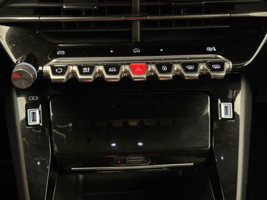 Peugeot 208 Hybrid 100 e-DCS6 GT Clima | Cruise | Apple Carplay/Android Auto | 17'' LMV | | Achteruitrijcamer... ActivLease financial lease