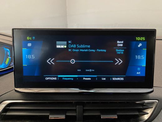 Peugeot 3008 1.6 HYbrid 225 GT | Achterbank in delen neerklapbaar | Achteruitrijcamera | Afwijkende dakkleur ActivLease financial lease