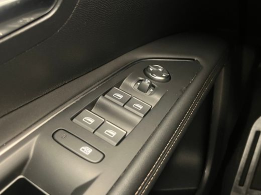 Peugeot 3008 1.6 HYbrid 225 GT | Achteruitrijcamera | Apple Carplay/Android Auto|telefoonintegratie premium | ... ActivLease financial lease