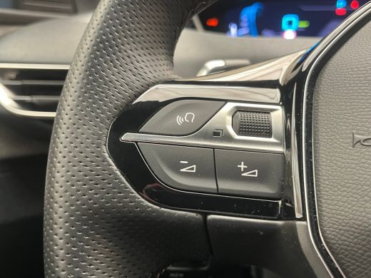 Peugeot 3008 1.6 HYbrid 225 GT | Achteruitrijcamera | Apple Carplay/Android Auto|telefoonintegratie premium | ... ActivLease financial lease