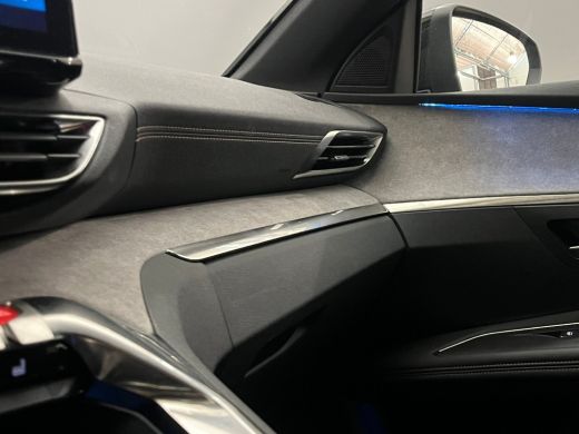 Peugeot 3008 1.6 HYbrid 225 GT | Navigatiesysteem full map | Volledig digitaal instrumentenpaneel | Voorstoel(... ActivLease financial lease