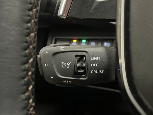 Peugeot 3008 1.6 HYbrid 225 GT | Navigatiesysteem full map | Volledig digitaal instrumentenpaneel | Voorstoel(... ActivLease financial lease