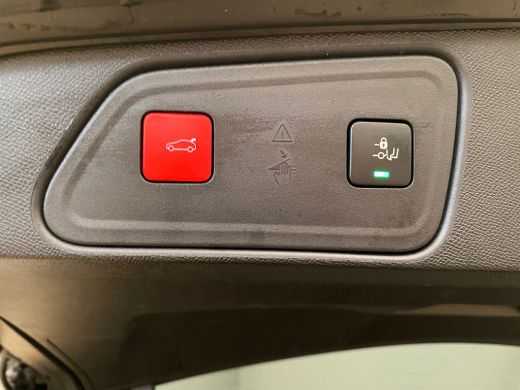 Peugeot 3008 1.6 HYbrid 225 GT Trekhaak | Adaptieve Cruise | Stoelverwarming | Navigatie | Camera | Elec.Klep ... ActivLease financial lease