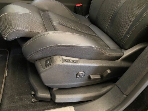 Peugeot 3008 1.6 HYbrid 225 GT Trekhaak | Adaptieve Cruise | Stoelverwarming | Navigatie | Camera | Elec.Klep ... ActivLease financial lease