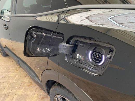 Peugeot 3008 1.6 HYbrid 225 GT Trekhaak | Adaptieve Cruise | Stoelverwarming | Navigatie | Camera | Elec.Klep ... ActivLease financial lease