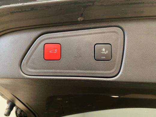 Peugeot 3008 1.6 HYbrid 225 GT Trekhaak | Adaptieve Cruise | Stoelverwarming | Navigatie | Camera | Elec.Klep ... ActivLease financial lease