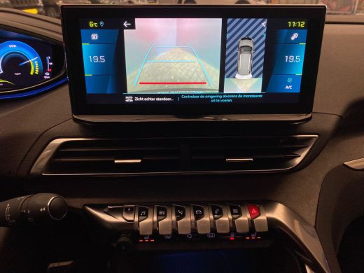 Peugeot 3008 1.6 HYbrid 225 GT Trekhaak | Adaptieve Cruise | Stoelverwarming | Navigatie | Camera | Elec.Klep ... ActivLease financial lease