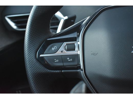 Peugeot 5008 1.2 Hybrid GT 145pk 7p. | Schuif-/Kanteldak | Massage | Elektr. Stoelen | Elektr. Achterklep | St... ActivLease financial lease