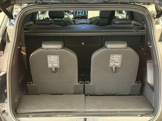 Peugeot 5008 1.2 Hybrid GT Black Pack | Pano | Elek. Klep | Navigatie | Stoelverwarming | Carplay | 7 Zits! | ... ActivLease financial lease