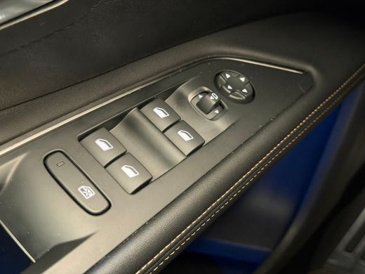 Peugeot 5008 1.2 Hybrid GT Black Pack | Pano | Elek. Klep | Navigatie | Stoelverwarming | Carplay | 7 Zits! | ... ActivLease financial lease