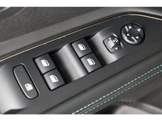 Peugeot 5008 1.2 PureTech 130PK EAT8 Blue Lease Allure | Navi | Clima | Adaptive Cruise | Camera | Parkeersens... ActivLease financial lease