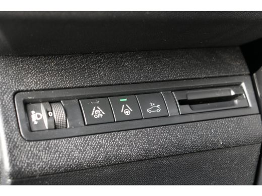 Peugeot 5008 1.2 PureTech 130PK EAT8 Blue Lease Allure | Navi | Clima | Adaptive Cruise | Camera | Parkeersens... ActivLease financial lease