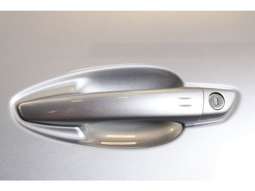 Peugeot 5008 1.2 PureTech 130PK EAT8 Blue Lease Allure | Navi | Clima | Adaptive Cruise | Camera | Parkeersens... ActivLease financial lease