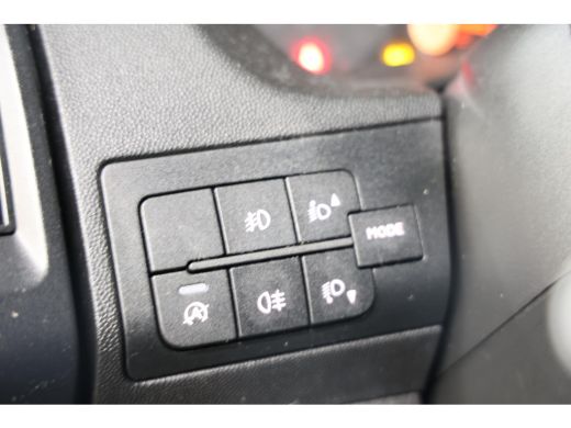 Peugeot Boxer 2.2 BlueHDi 140PK L4H3 ActivLease financial lease