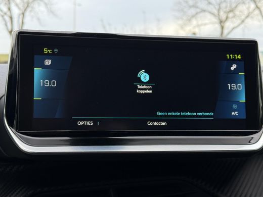 Peugeot e-2008 EV GT Pack 50 kWh | 3D Cockpit | Camera | Panorama | Sfeer Verlichting | ActivLease financial lease