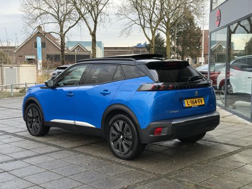 Peugeot e-2008 EV GT Pack 50 kWh | 3D Cockpit | Camera | Panorama | Sfeer Verlichting | ActivLease financial lease