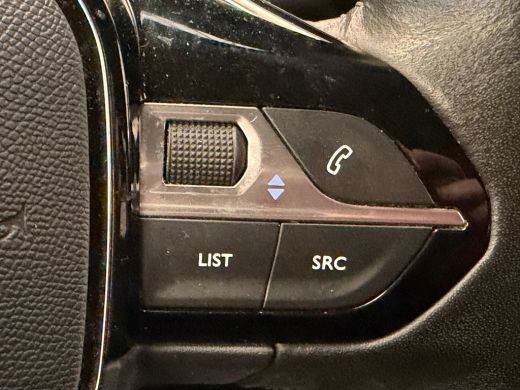 Peugeot e-208 EV Allure Pack 50 kWh Climate | Cruise | Navigatie | Apple Carplay/Android Auto | | Airco (automa... ActivLease financial lease