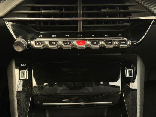 Peugeot e-208 EV Allure Pack 50 kWh Climate | Cruise | Navigatie | Apple Carplay/Android Auto | | Airco (automa... ActivLease financial lease