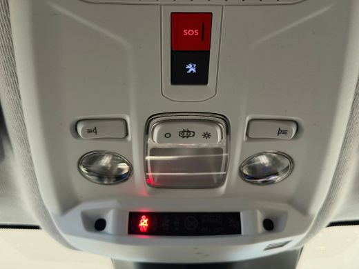 Peugeot e-208 EV Allure Pack 50 kWh Climate | Cruise | Navigatie | Apple Carplay/Android Auto | | Airco (automa... ActivLease financial lease