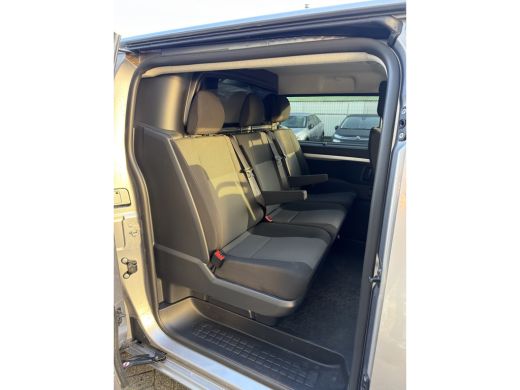 Peugeot e-Expert DC 75 kWh (Stoelverwarming - 2x Schuifdeuren - Keyless Entry - Laadruimte betimmering - Automatis... ActivLease financial lease