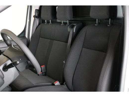 Peugeot Expert 2.0 BlueHDi 145 L2 Sport | Navi | Betimmering | Parkeersensoren achter | Airco | Cruise control | ActivLease financial lease