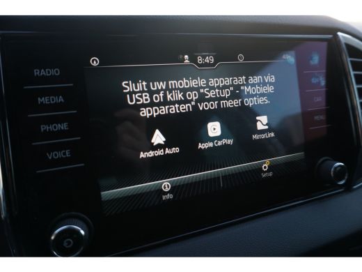 Skoda Karoq 1.0 TSI Business | TREKHAAK | STOELVERWARMING | METALLIC WIT | ACC | VIRTUAL COCKPIT | ActivLease financial lease