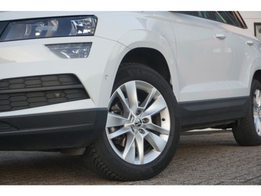 Skoda Karoq 1.0 TSI Business | TREKHAAK | STOELVERWARMING | METALLIC WIT | ACC | VIRTUAL COCKPIT | ActivLease financial lease