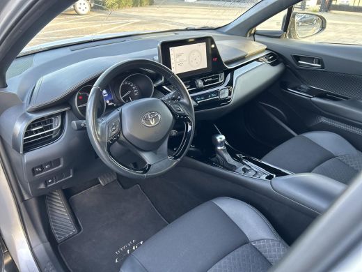 Toyota C-HR 1.8 Hybrid Executive ActivLease financial lease