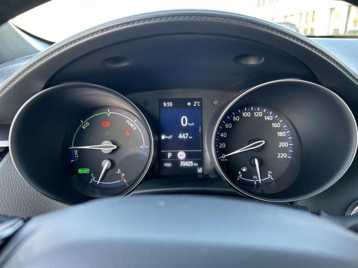 Toyota C-HR 1.8 Hybrid Executive ActivLease financial lease