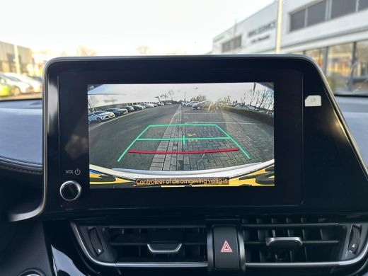 Toyota C-HR 1.8 Hybrid Executive ActivLease financial lease