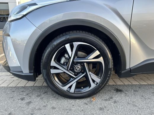 Toyota C-HR 1.8 Hybrid Executive ActivLease financial lease