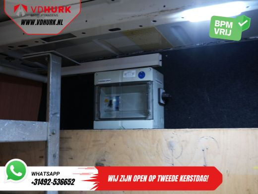 Volkswagen Crafter 2.0 TDI 180 pk L3H3 270Gr. Deuren/ Gev. Stoel/ Imperiaal/ Standkachel/ Carplay/ Cruise/ Trekhaak ActivLease financial lease