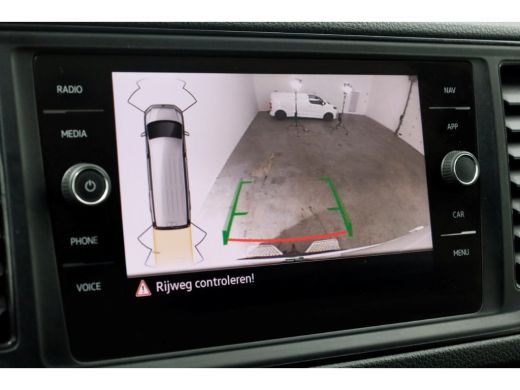 Volkswagen Crafter 35 2.0 TDI 177pk RWD L3H3 (L2H2) Airco/Camera Trekhaak 3500kg 09-2020 ActivLease financial lease