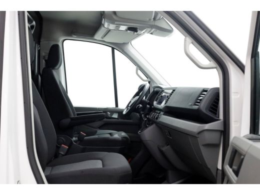 Volkswagen Crafter 35 2.0 TDI 177pk RWD L3H3 (L2H2) Airco/Camera Trekhaak 3500kg 09-2020 ActivLease financial lease