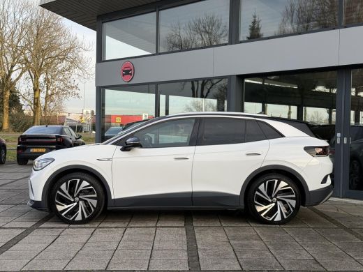 Volkswagen ID.4 Max 77 kWh | Warmtepomp | Panorama | IQ-Light | 360 Camera | ActivLease financial lease