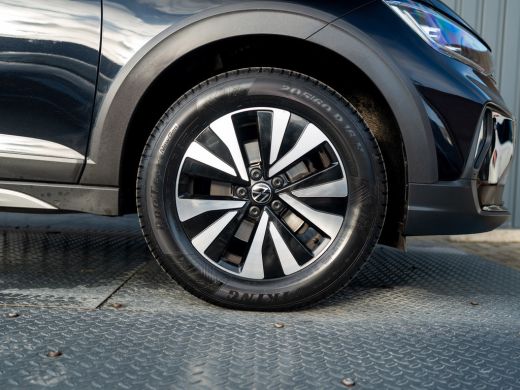 Volkswagen Taigo 1.0 TSI Life Business | Panodak | IQ Light | Keyless | Prijs Rijklaar!! ActivLease financial lease