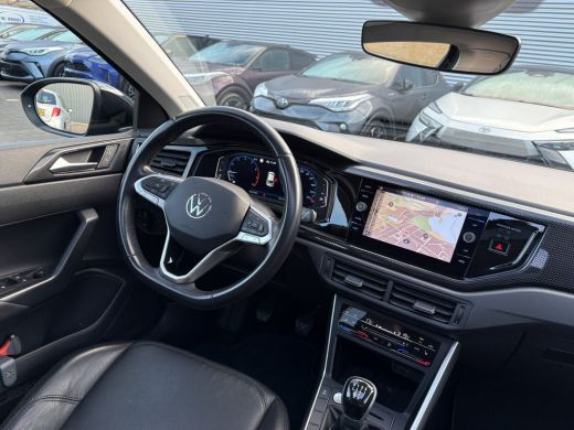 Volkswagen Taigo 1.0 TSI Life Business | Panodak | IQ Light | Keyless | Prijs Rijklaar!! ActivLease financial lease