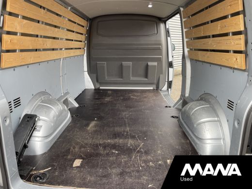 Volkswagen Transporter 2.0TDI L2H1 110PK Cruise control Bijrijdersbank ActivLease financial lease