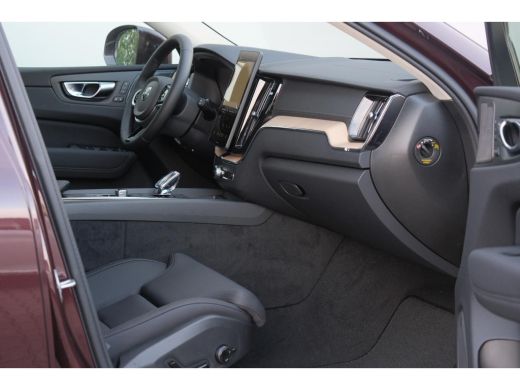 Volvo  XC60 2.0 T6 Plug-in hybrid AWD Ultra Bright | 20'' Lichtmetalen velgen | Harmann Kardon | Panorama dak... ActivLease financial lease