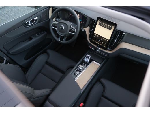 Volvo  XC60 2.0 T6 Plug-in hybrid AWD Ultra Bright | 20'' Lichtmetalen velgen | Harmann Kardon | Panorama dak... ActivLease financial lease